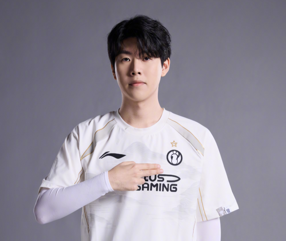 干扰决策 干扰决策